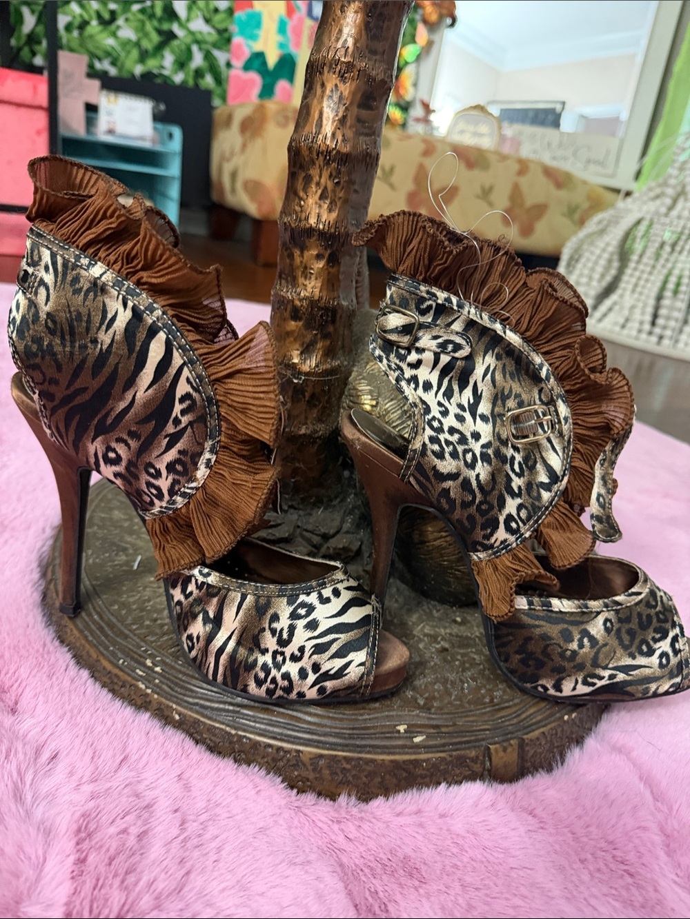 Issue New York Leopard Print Ruffle Peep-Toe Heels in Brown